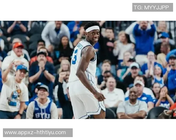 迪班萨NCAA首秀球鞋成球星卡珍藏版引发热议 迪班萨NCAA首秀球鞋成球星卡珍藏版引发热议